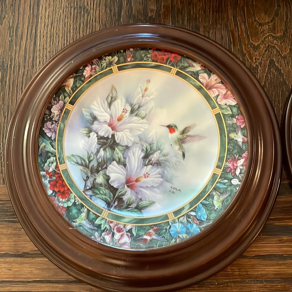 Set of 2 W.F. George Fine China Plate in a Van Hygan Smythe Collectible Frame